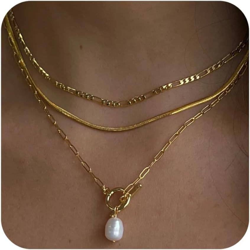 Layered Gold Necklace with Pearl Pendant { product_type }}