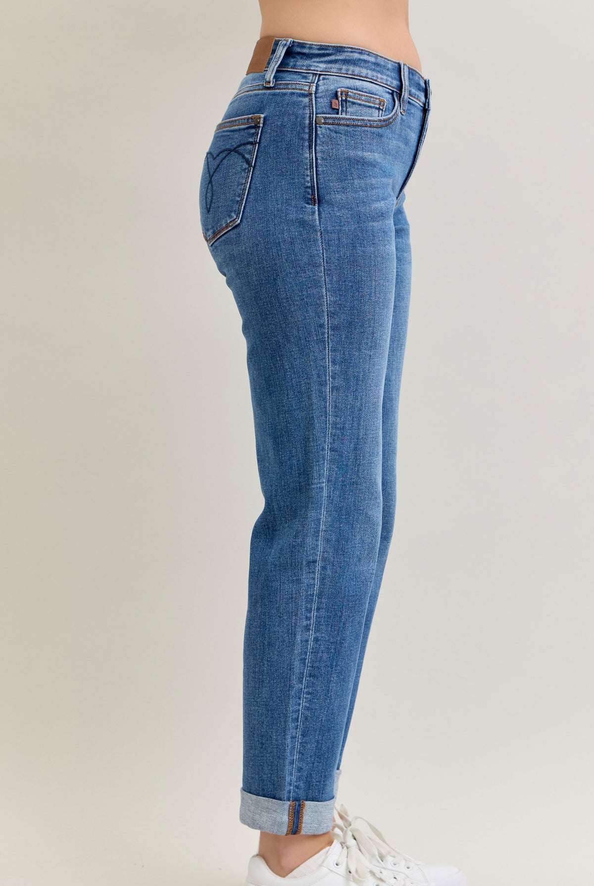 Judy Blue Classic Cuff Boyfriend { product_type }}