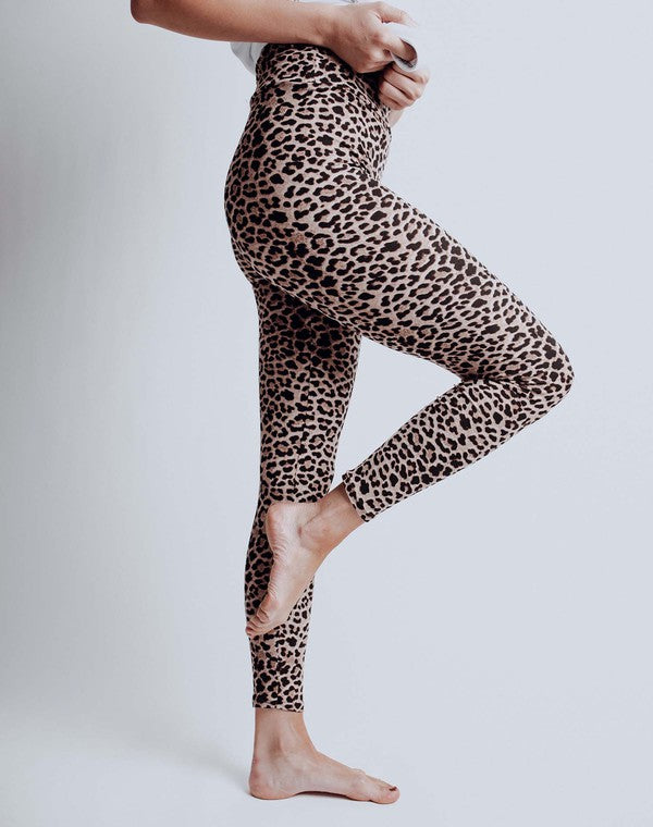 Leopard Print Leggings { product_type }}