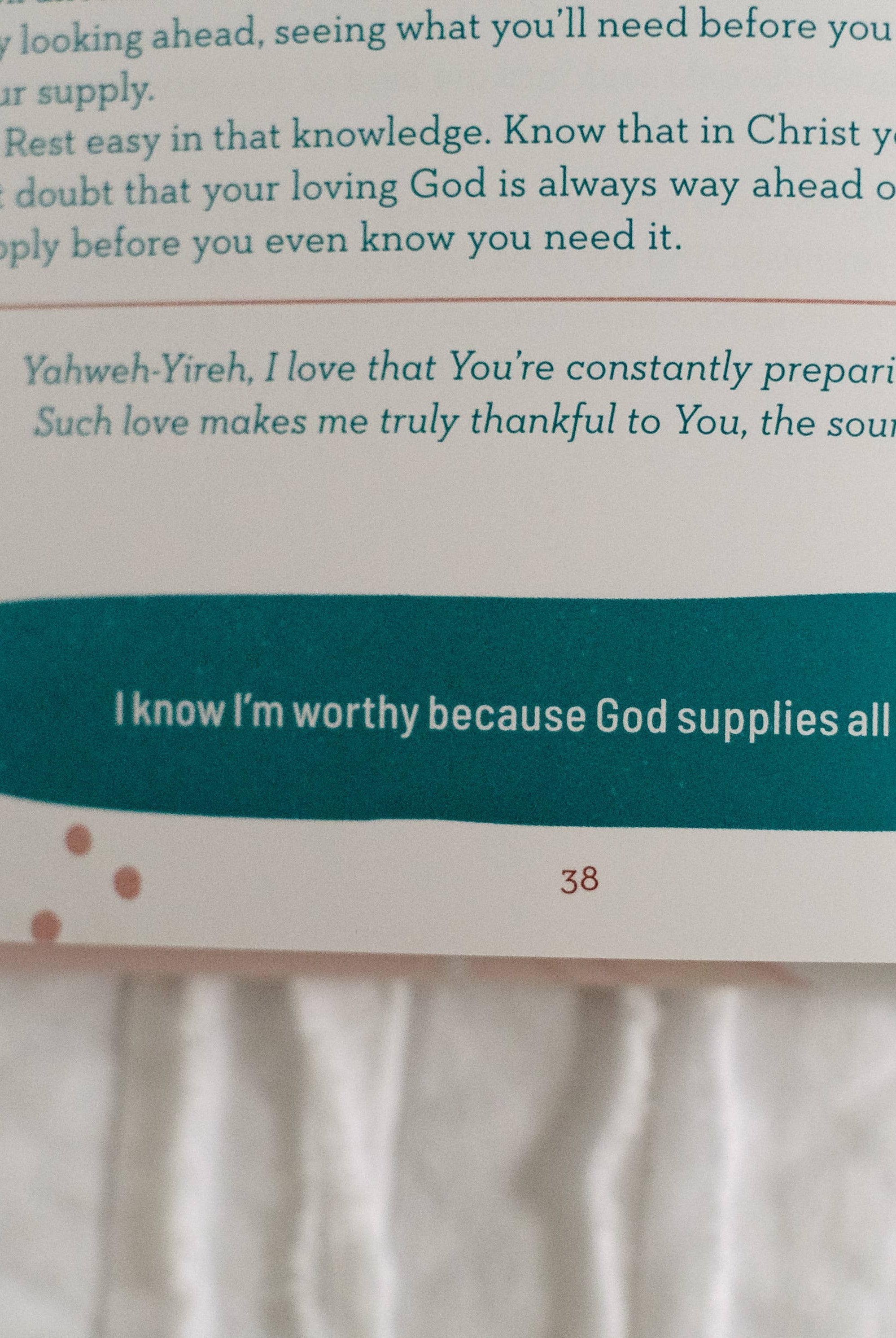 180 Devotions to Hush Your Inner Critic { product_type }}