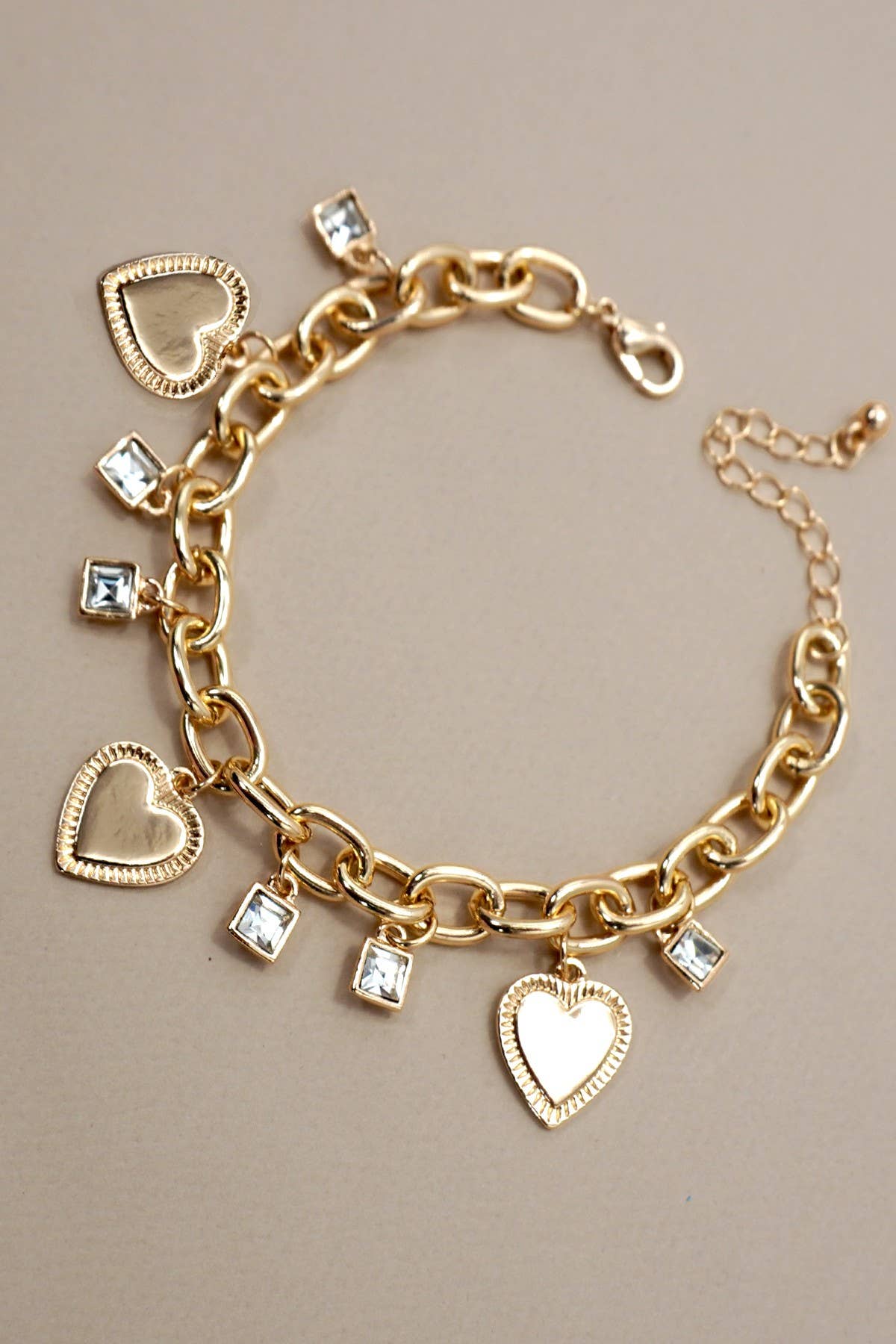 Charm Bracelet Heart { product_type }}