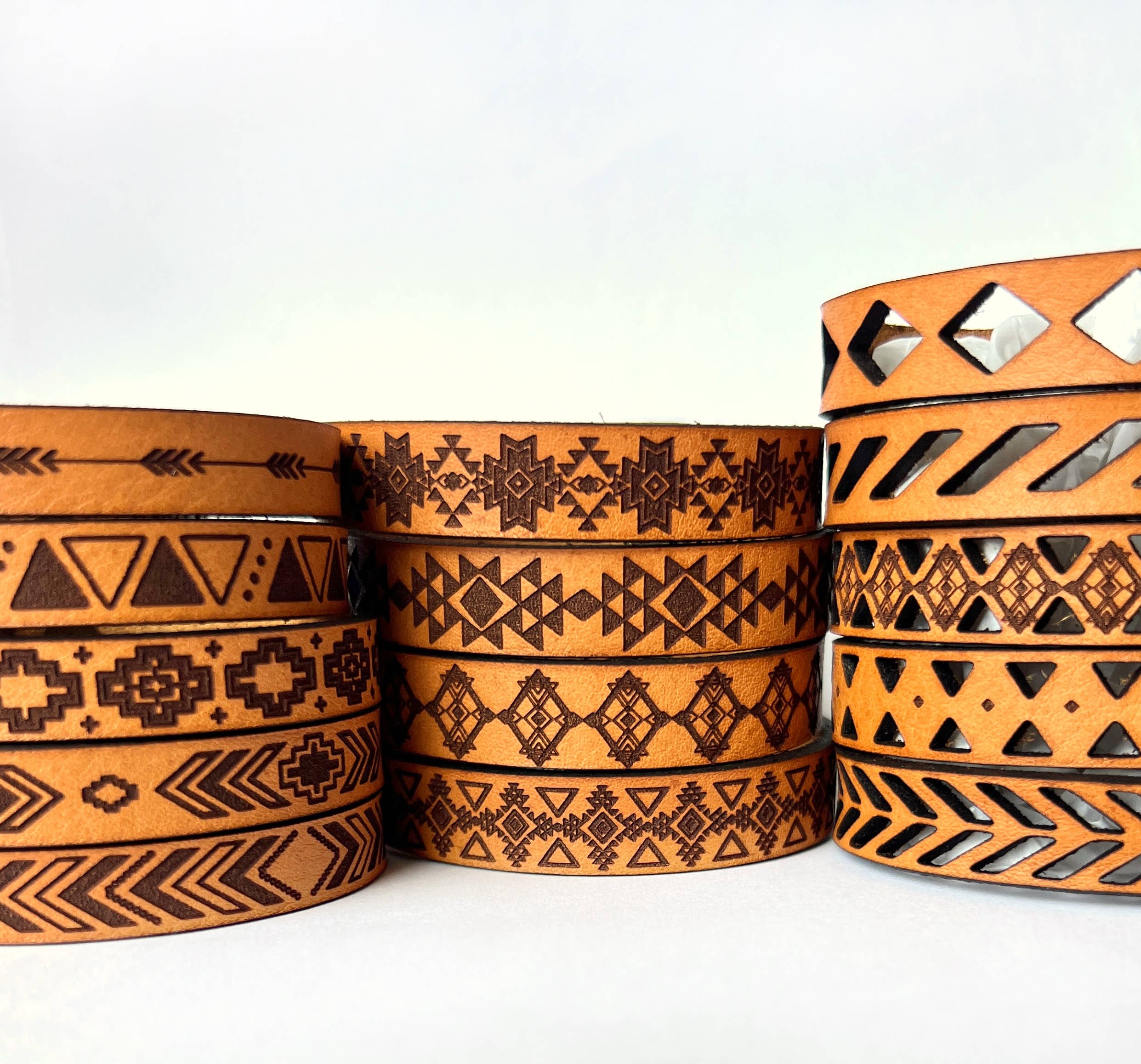 Western Boho Thin Leather Bracelet - Stud: Tempe { product_type }}