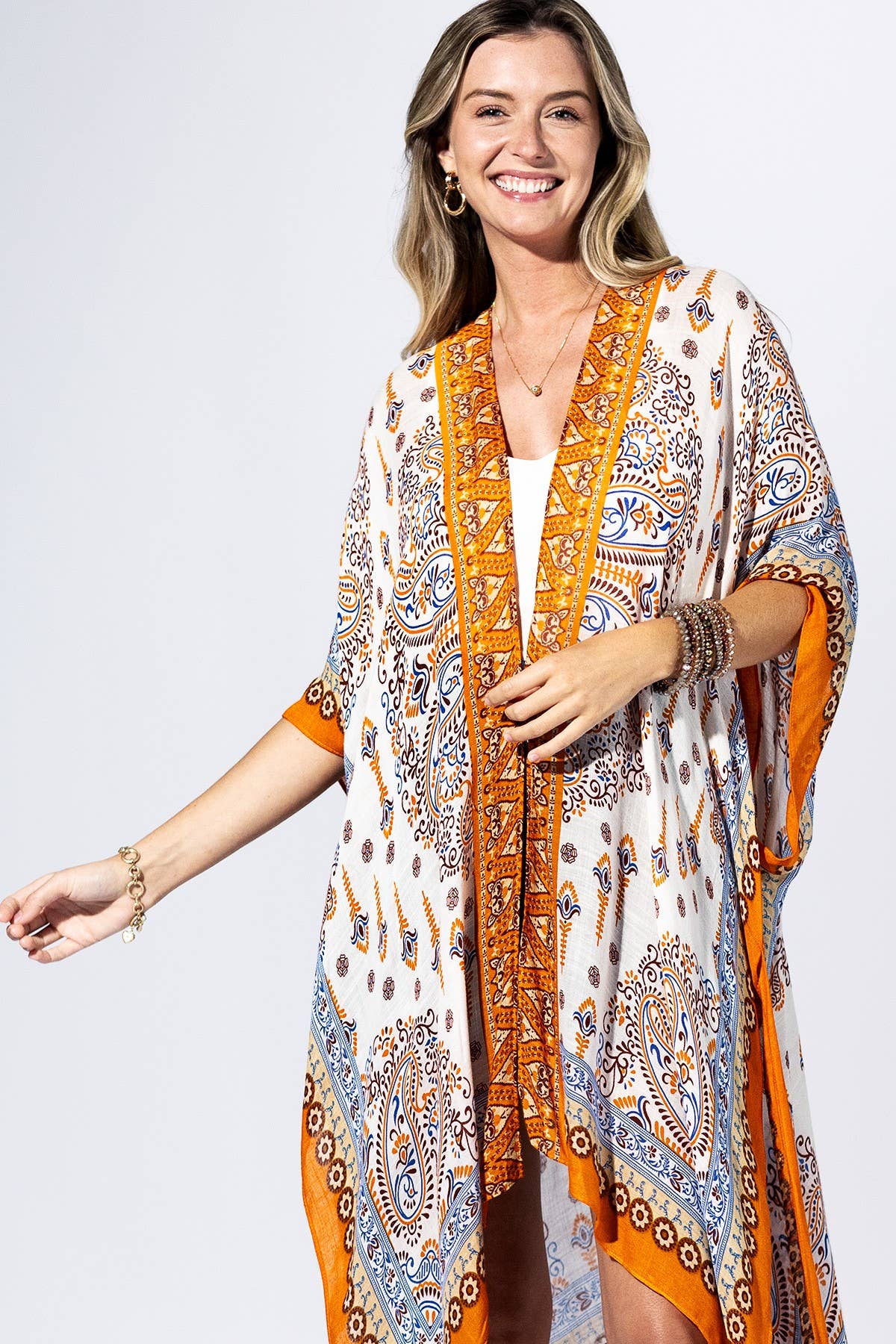 Orange Peel Paisley Border Kimono { product_type }}