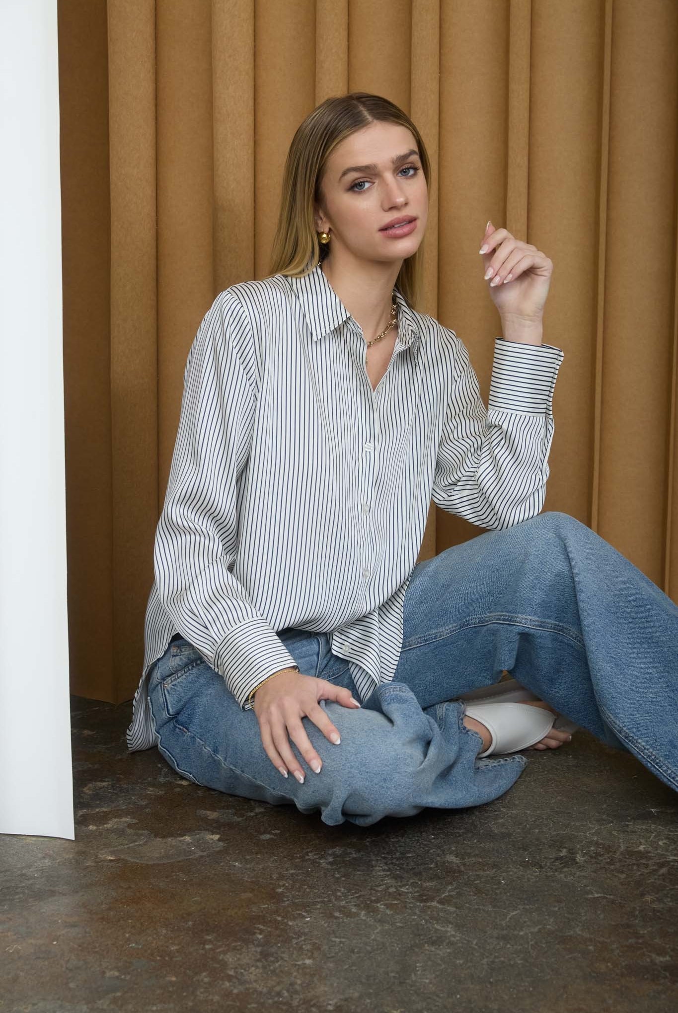 Stripe Button Down { product_type }}
