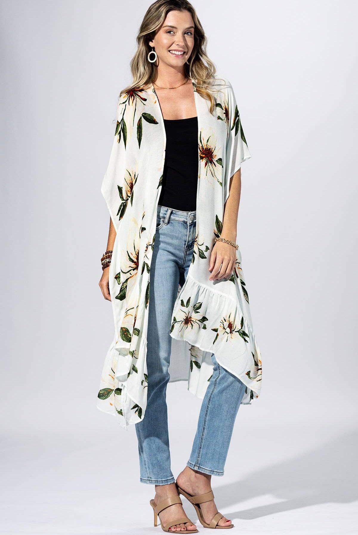 Magnolia Bloom Kimono { product_type }}