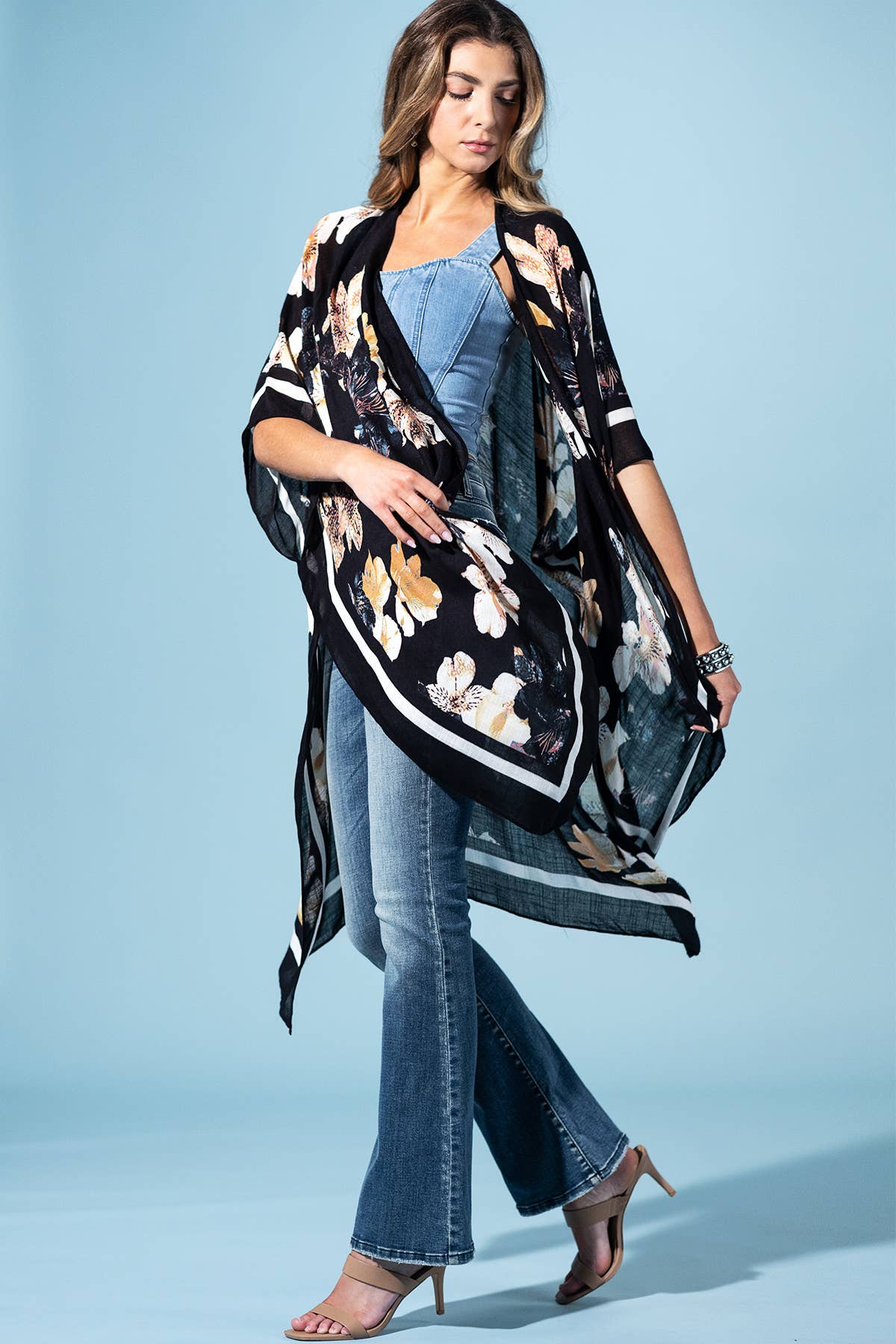 Moonlit Floral Kimono: Floral Multi { product_type }}