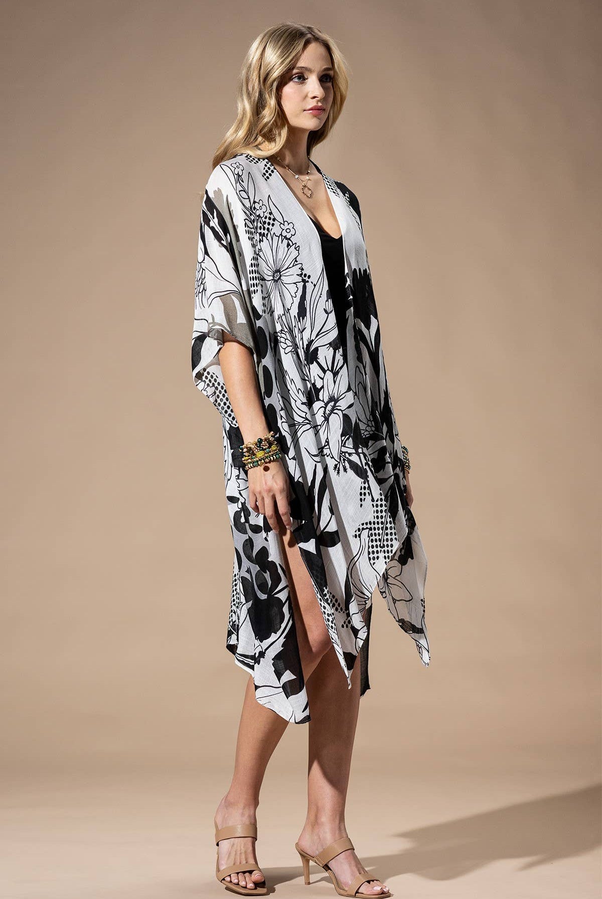 Grey Multi Kimono: GREY MULTI-Urbanista-Three Birdies Boutique, Women's Fashion Boutique Located in Kearney, MO