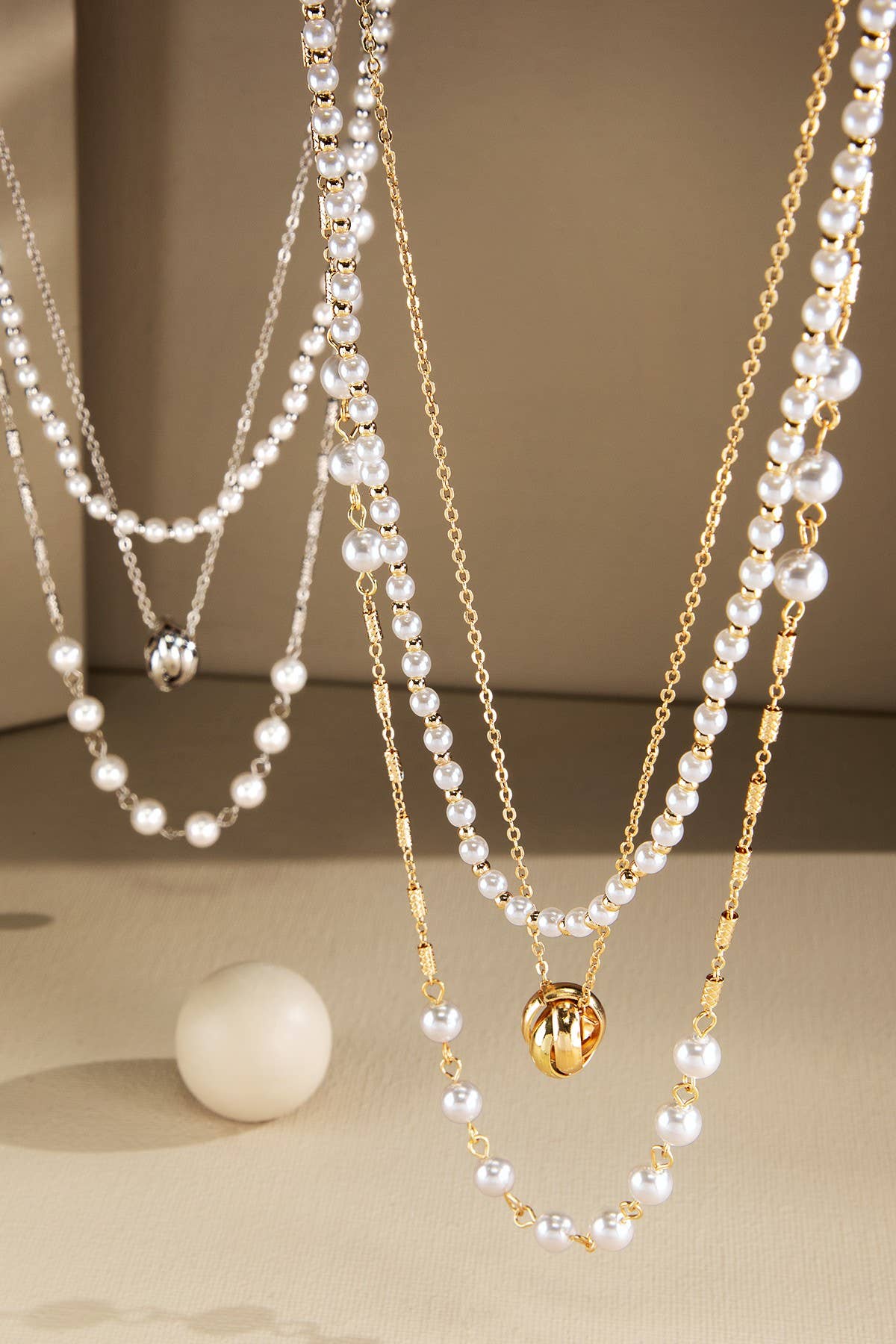 Silver Triple Layer Pearl and Chain Link Necklace { product_type }}
