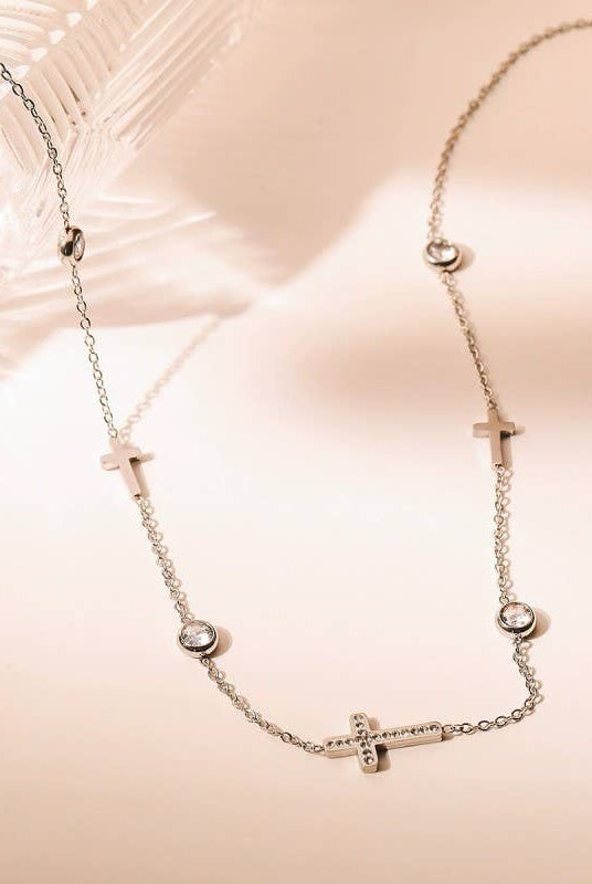 Cross Necklace Gold { product_type }}
