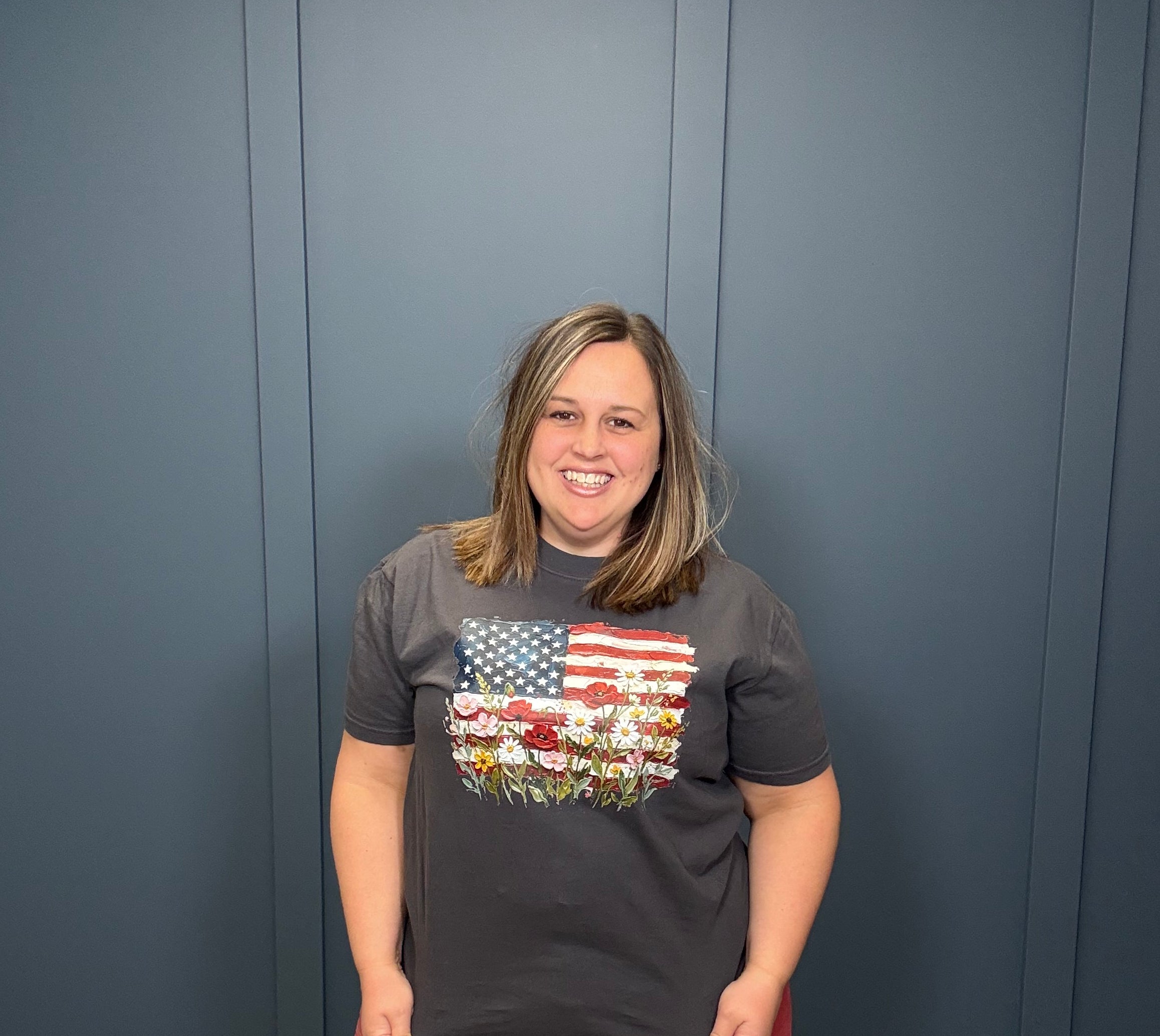 Painted Flower Flag { product_type }}