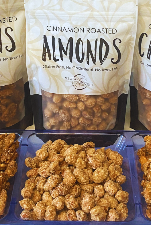 Cinnamon Kettle Roasted Almonds { product_type }}