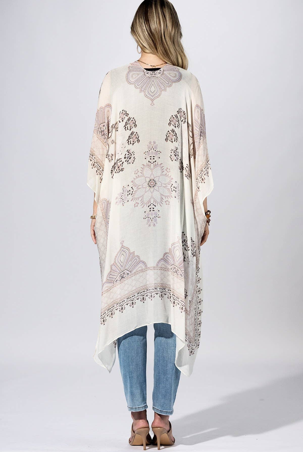 Frost White Paisley Border Kimono { product_type }}