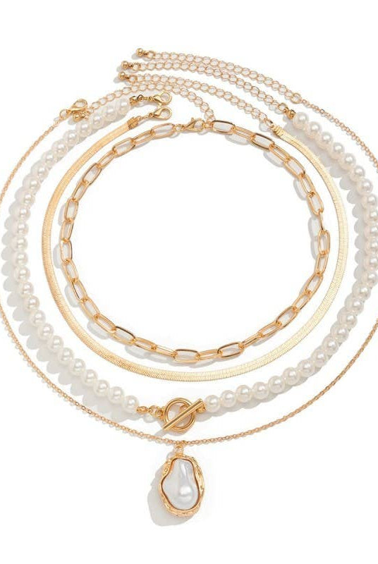 Gold Layered Pearl Necklace { product_type }}