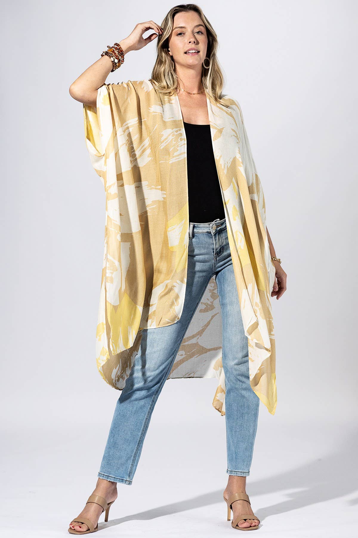 Brushstroke Floral Kimono { product_type }}