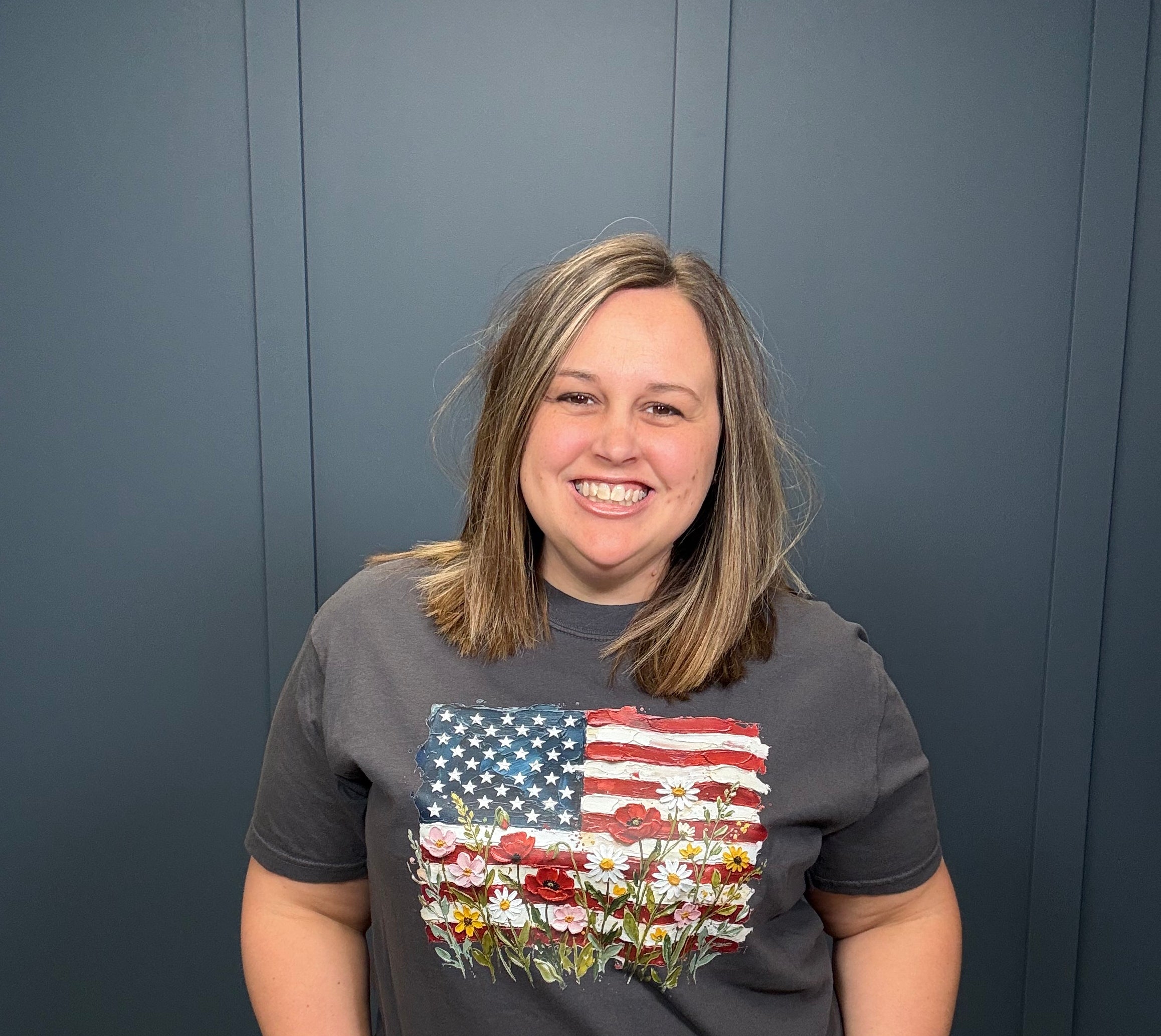 Painted Flower Flag { product_type }}