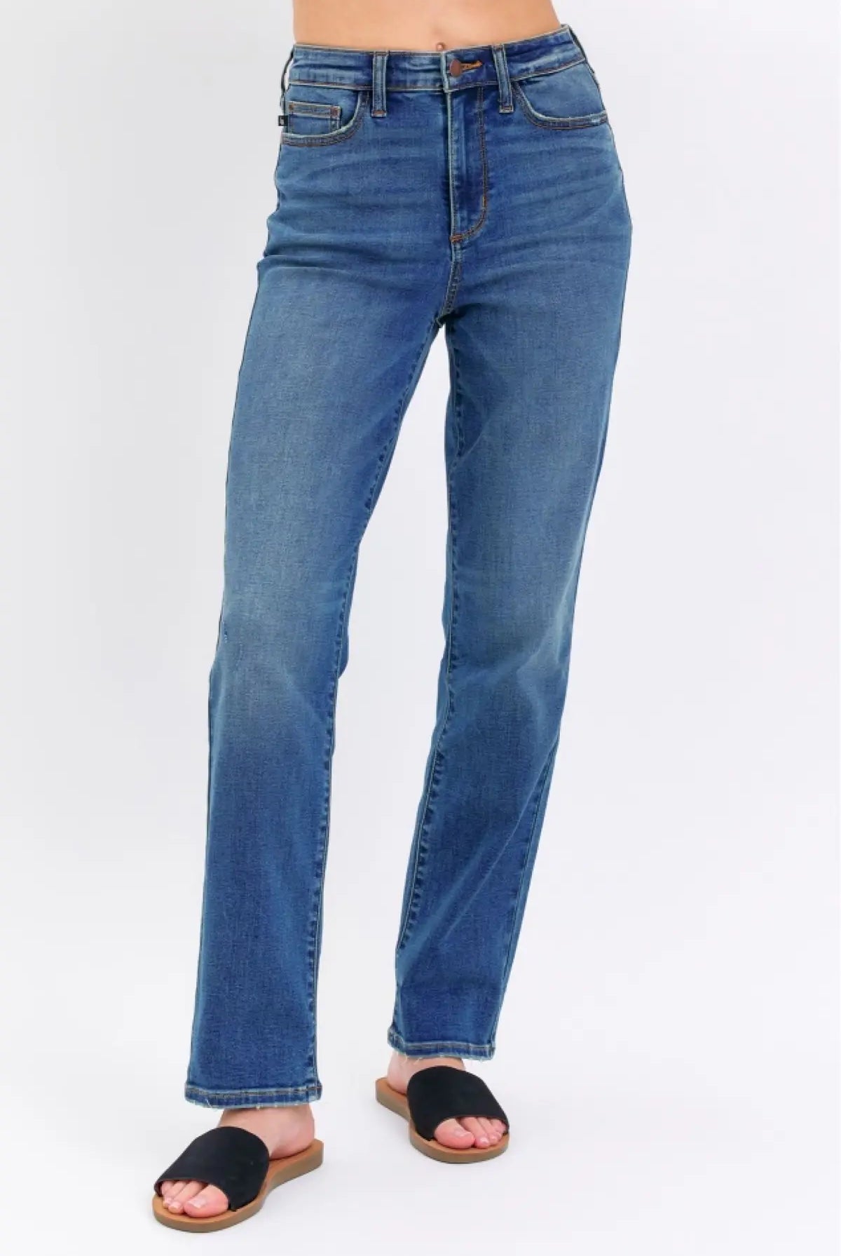 Judy Blue Hi-Waist Straight Fit { product_type }}