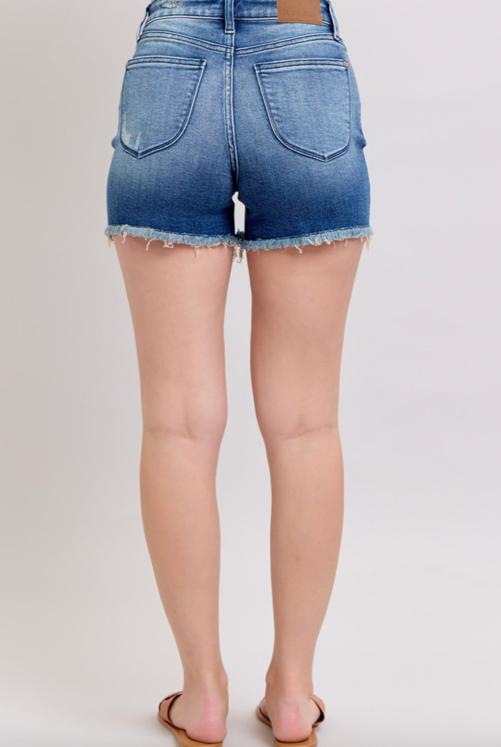 Judy Blue V-Front Fray Hem Short { product_type }}