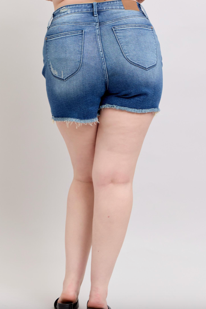 Judy Blue V-Front Fray Hem Short { product_type }}