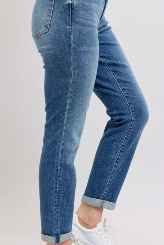 Judy Blue Vintage Wash Boyfriend Cuffed { product_type }}