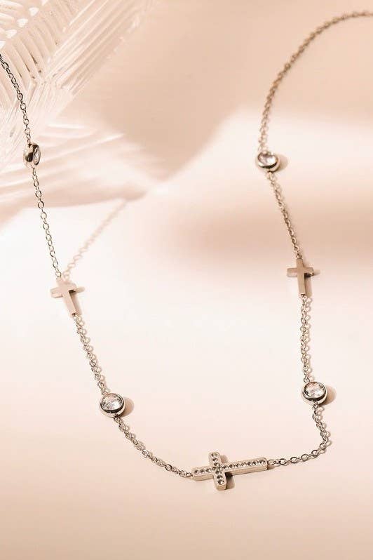 Cross Necklace Gold { product_type }}
