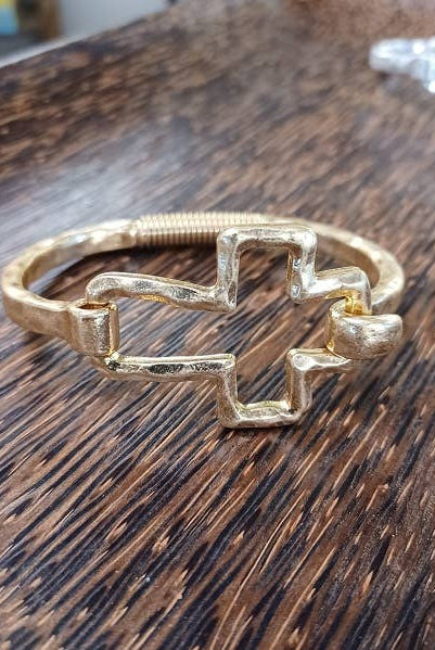 Cross Cuff Bracelet: Gold { product_type }}