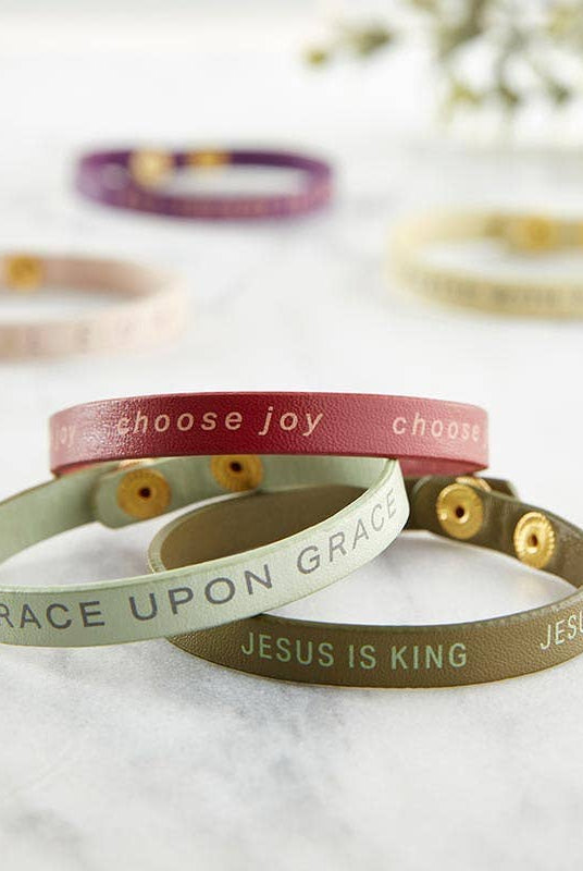 Snap Bracelet - Choose Joy { product_type }}