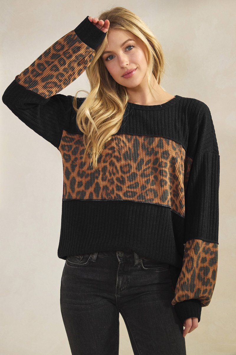 Leopard Contrast Top { product_type }}