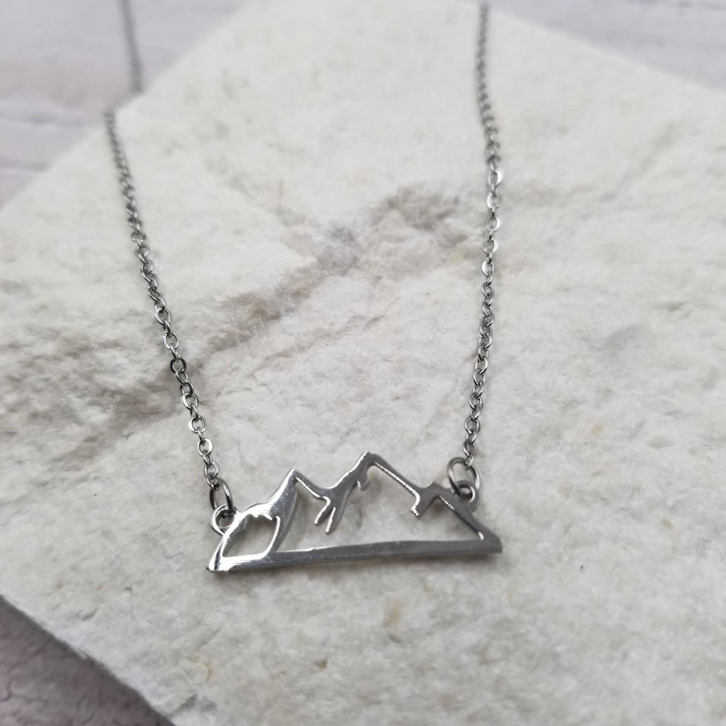 Mountain Cutout Necklace: Silver-Treasure Wholesale-Three Birdies Boutique, Women's Fashion Boutique Located in Kearney, MO