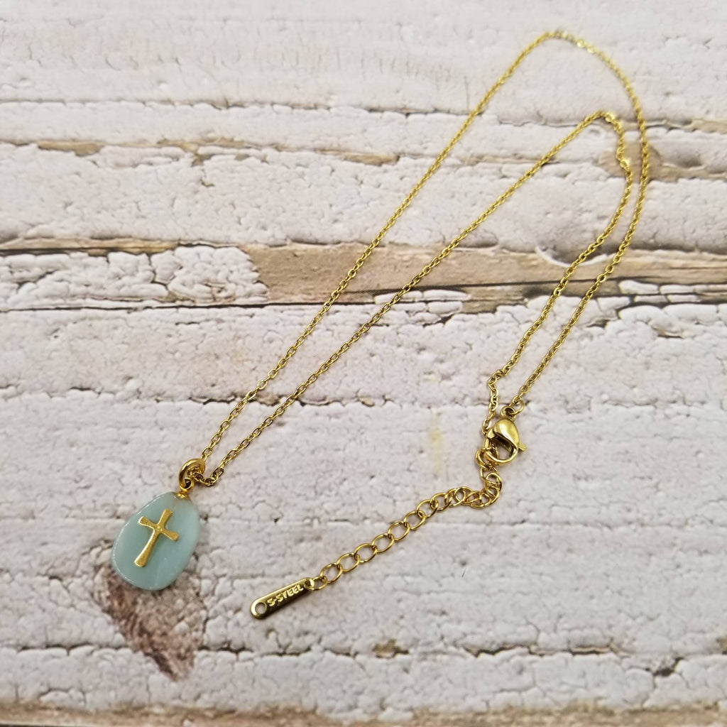 Natural Stone Cross Necklace: Green-Treasure Wholesale-Three Birdies Boutique, Women's Fashion Boutique Located in Kearney, MO