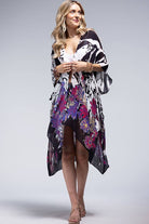 Monotone Flower Print Kimono { product_type }}