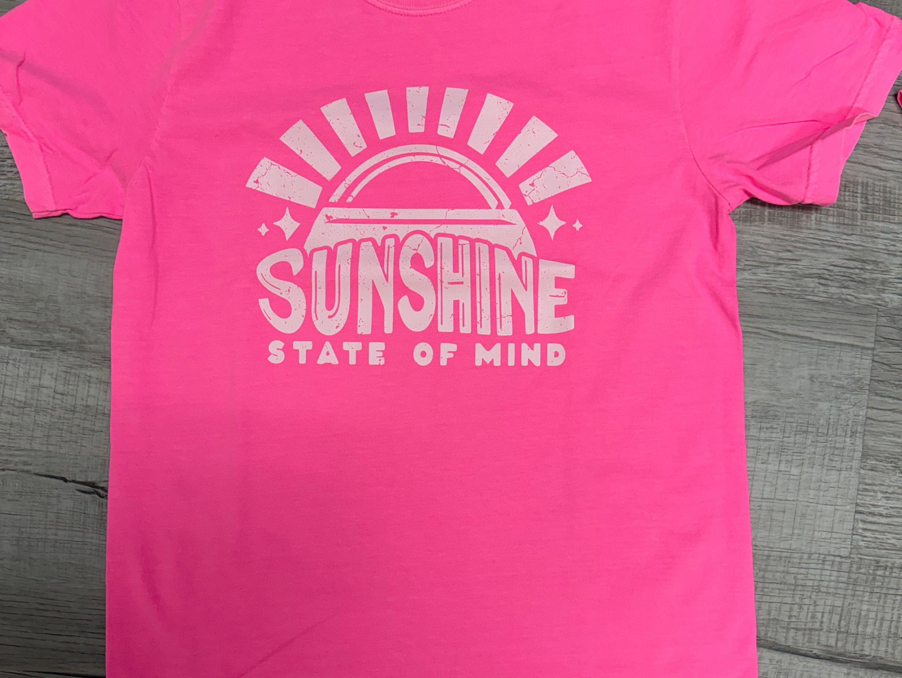 Pink Sunshine State of Mind Graphic Tee-Graphic Tees-TB TEES-Three Birdies Boutique, Women's Fashion Boutique Located in Kearney, MO
