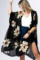 Black Flower Kimono { product_type }}