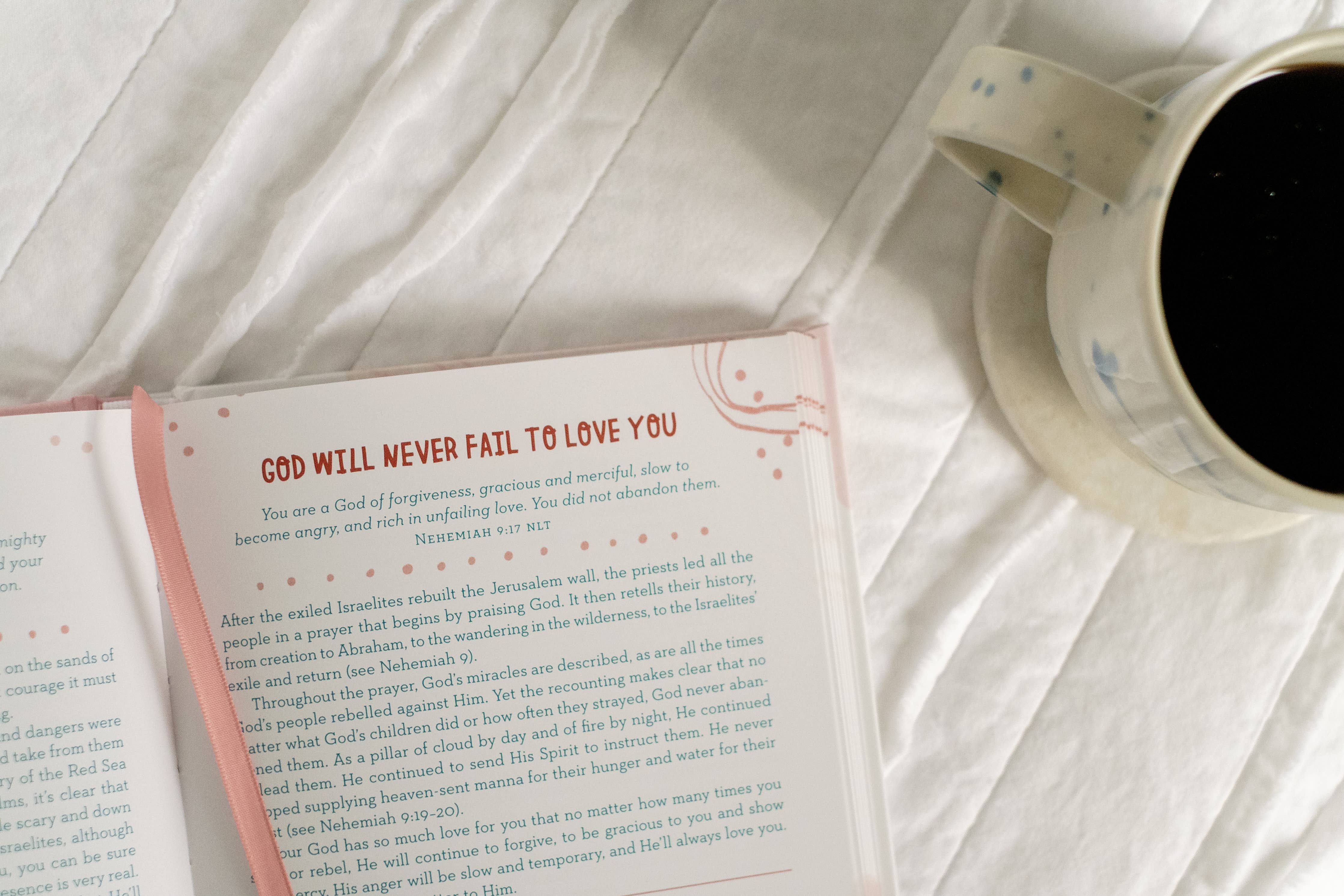 180 Devotions to Hush Your Inner Critic { product_type }}