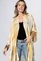 Brushstroke Floral Kimono { product_type }}