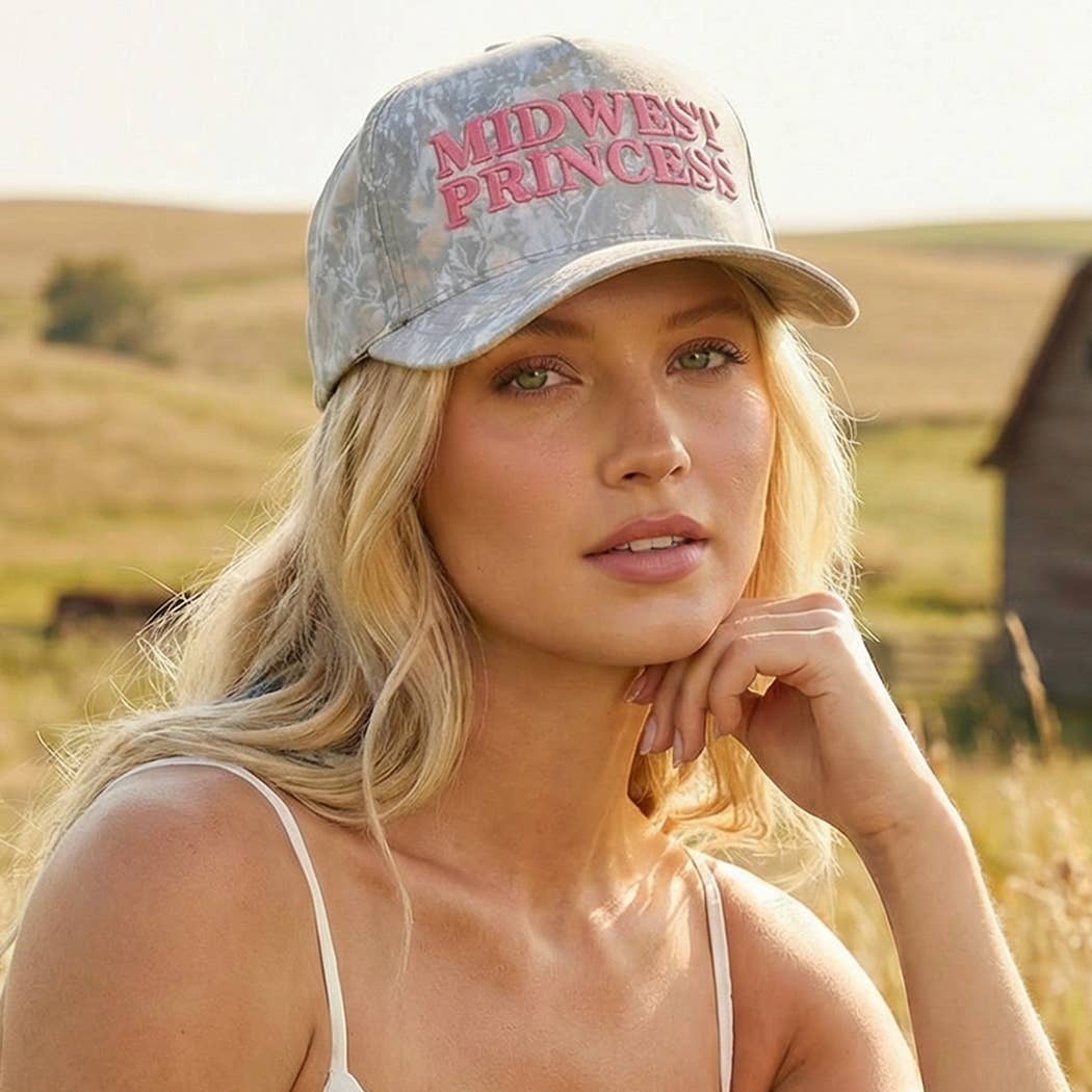 MIDWEST PRINCESS 3D Embroidered Camo Trucker Hat: LT. CAMO / ONE SIZE { product_type }}
