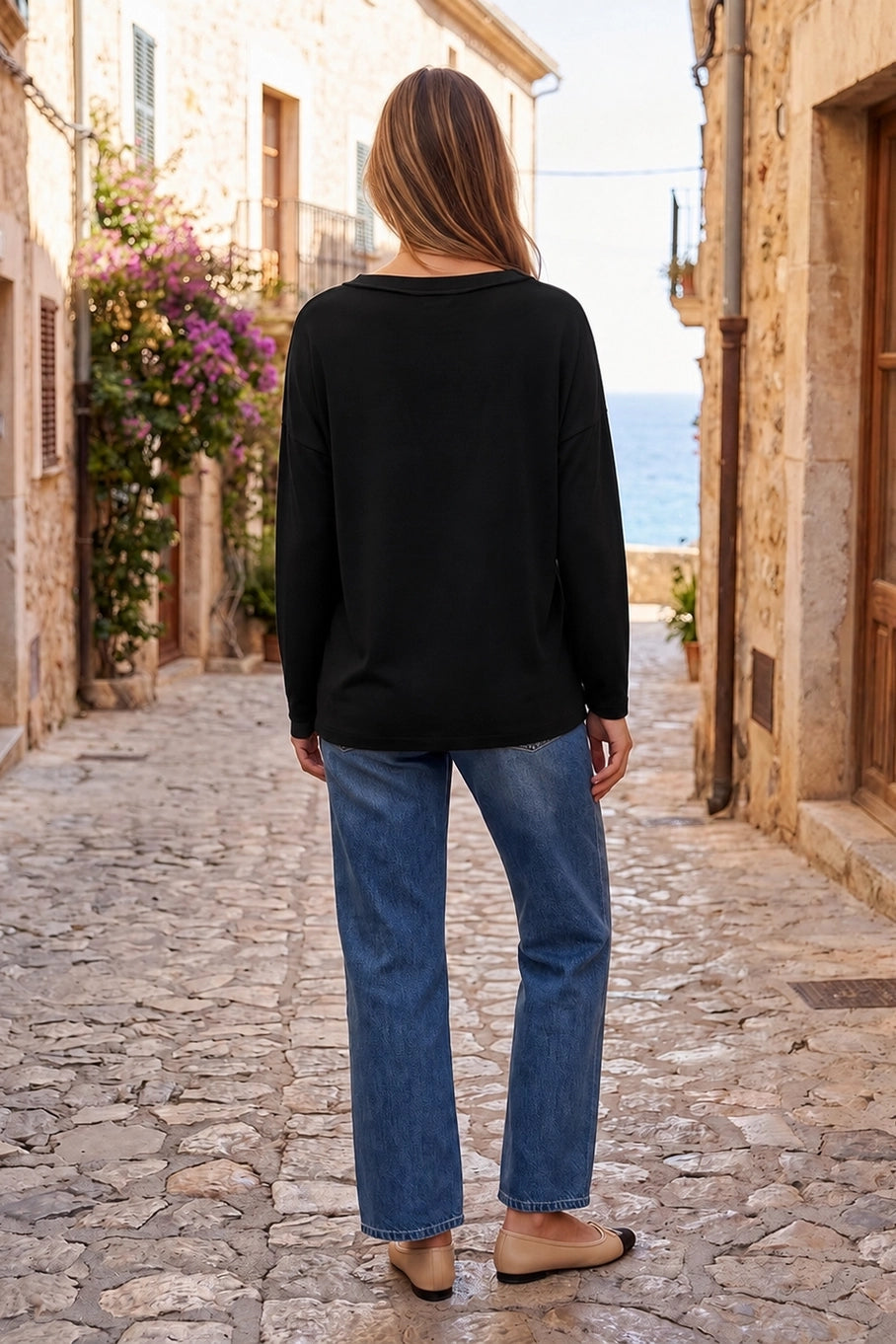 Soft Hacci V-Neck Sweater { product_type }}