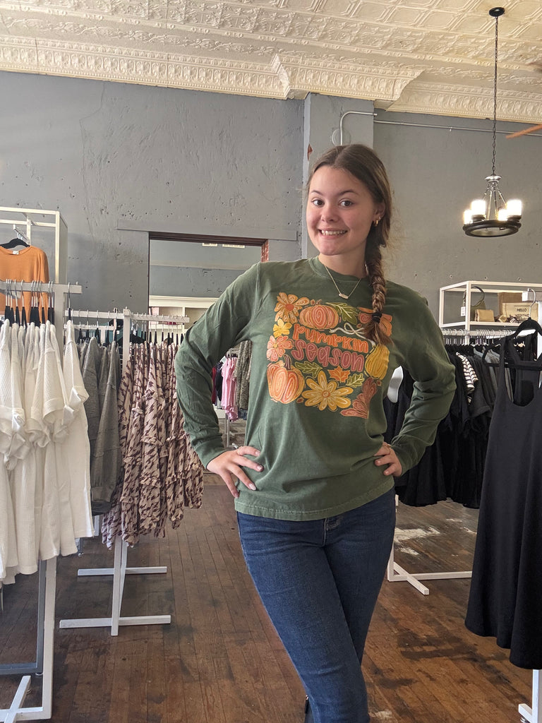 Pumpkin Season Long Sleeve-Graphic Tees-Tres Birdos Graphic Tees-Three Birdies Boutique, Women's Fashion Boutique Located in Kearney, MO