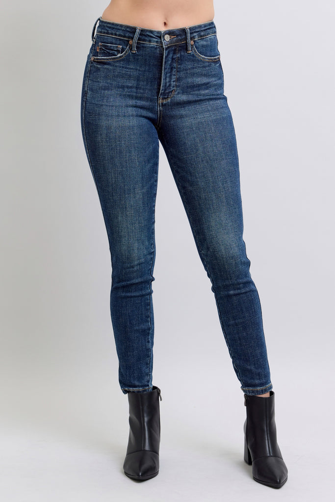 Judy Blue Vintage Wash Skinny Jeans