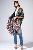 Carbon Leopard Border Kimono { product_type }}