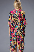 Abstract Multi Kimono { product_type }}