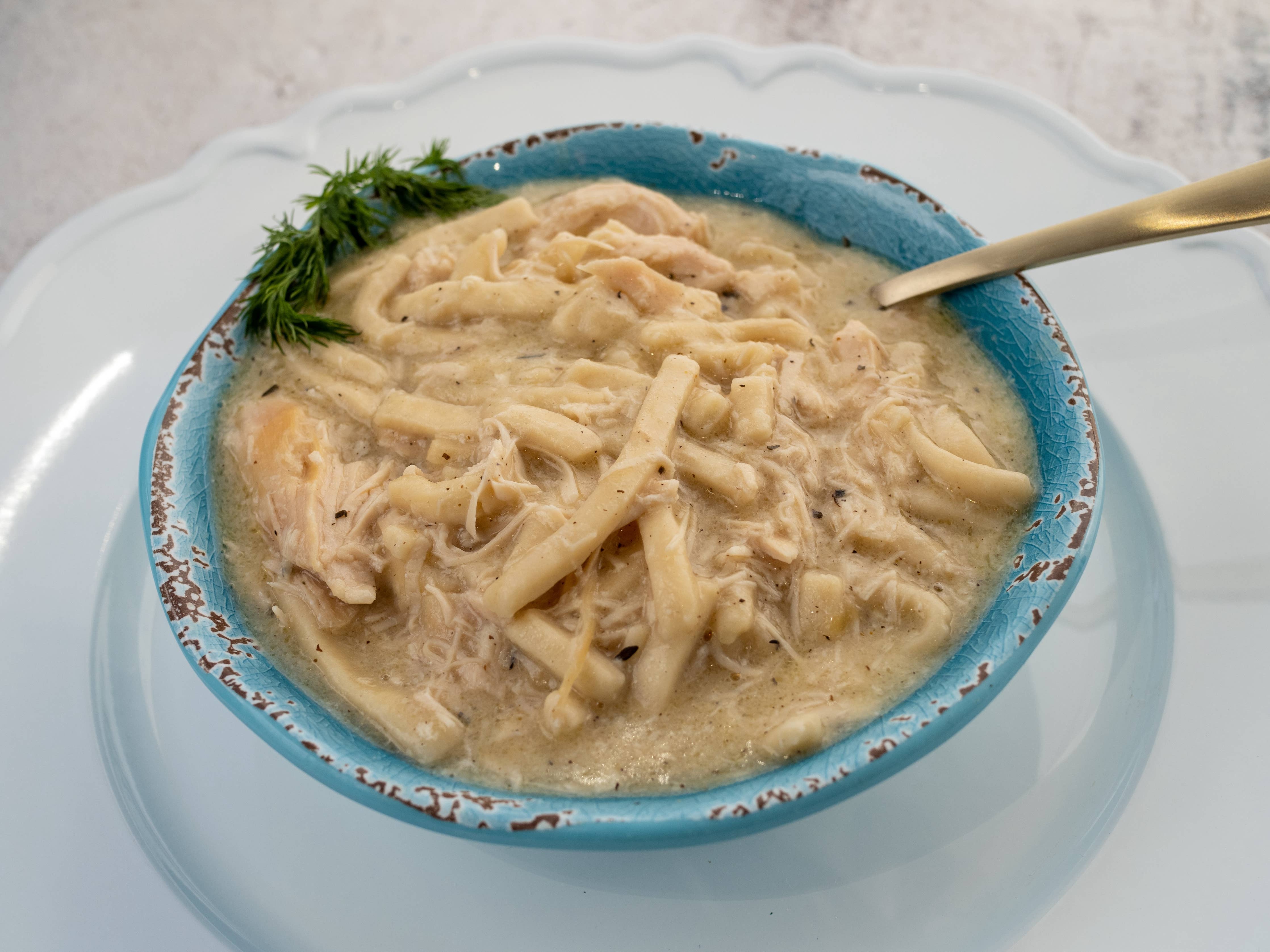 Homestyle Chicken & Noodles { product_type }}