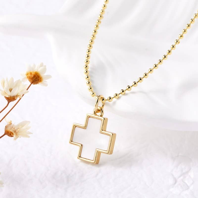 Epoxy Rhinestone Pendant Necklace { product_type }}