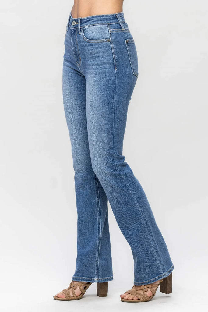 Judy Blue Classic Contrast Wash Bootcut-Denim-Judy Blue-Three Birdies Boutique, Women's Fashion Boutique Located in Kearney, MO