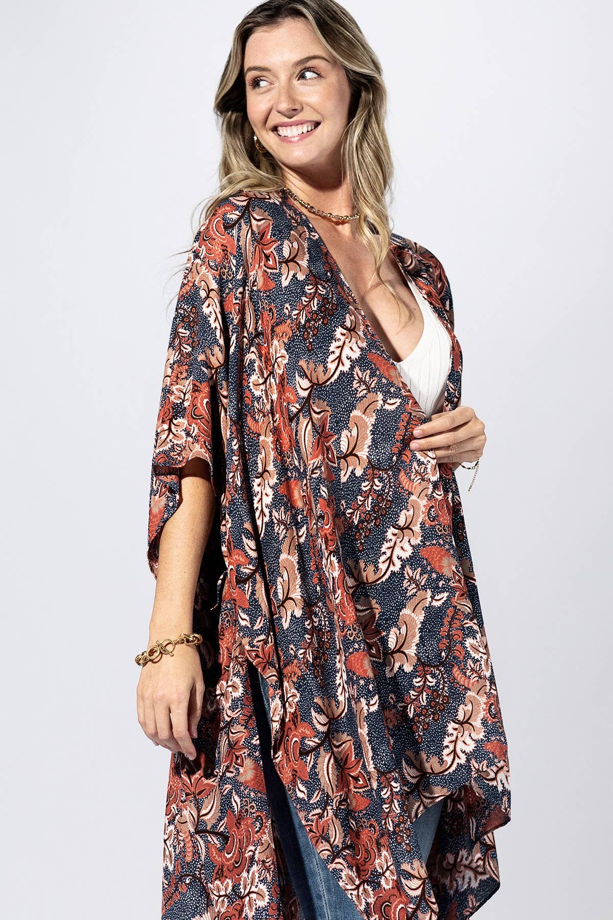 Meadow Floral Kimono { product_type }}