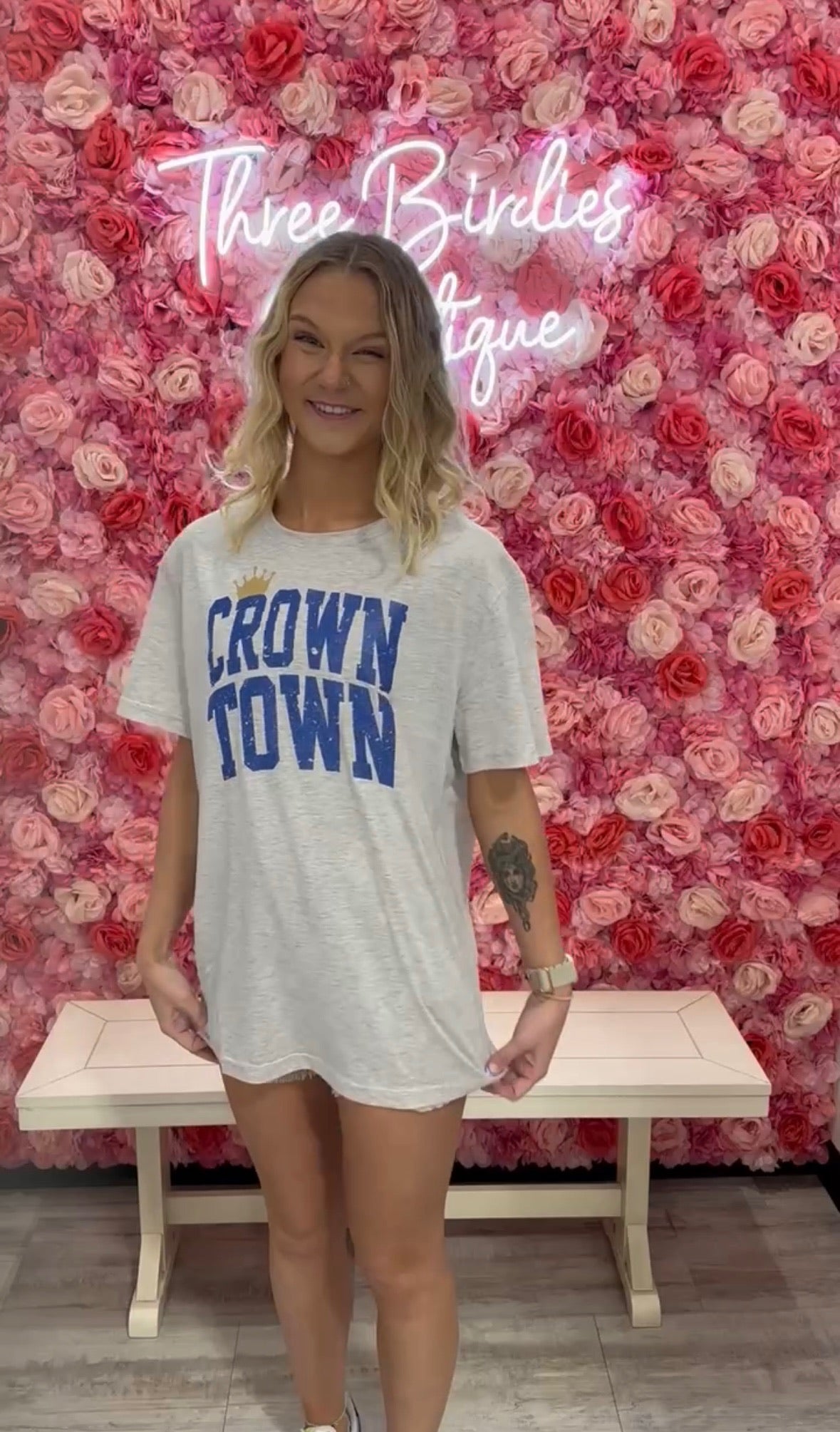 Crown Town Tee { product_type }}