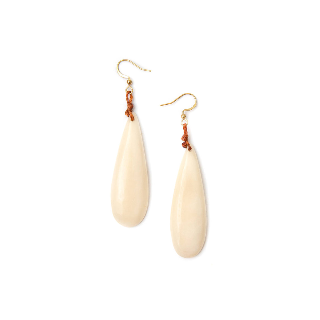 Raquel Earrings: Onyx-Organic Tagua Jewelry-Three Birdies Boutique, Women's Fashion Boutique Located in Kearney, MO