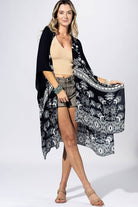 Noir Garden Kimono { product_type }}