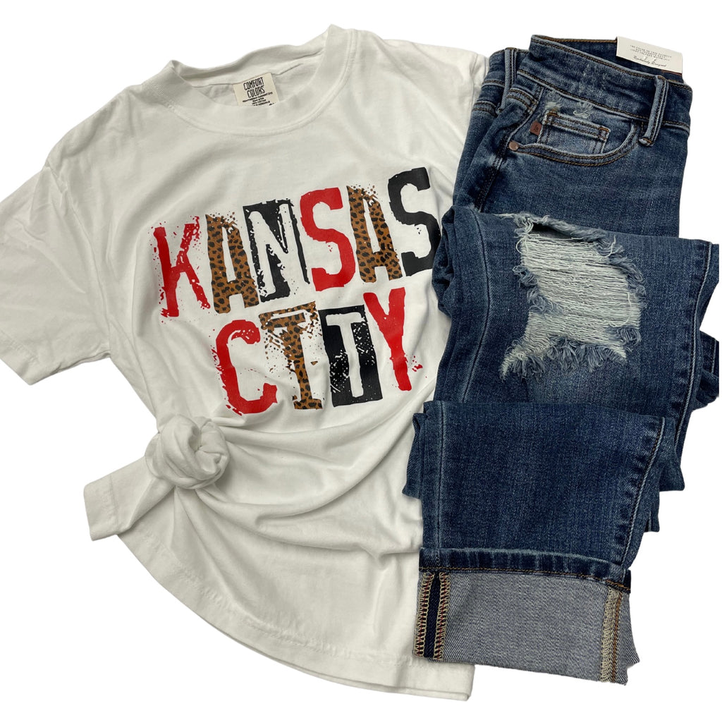 Kansas City Leopard Graphic Tee-Graphic Tees-Tres Birdos Graphic Tees-Three Birdies Boutique, Women's Fashion Boutique Located in Kearney, MO