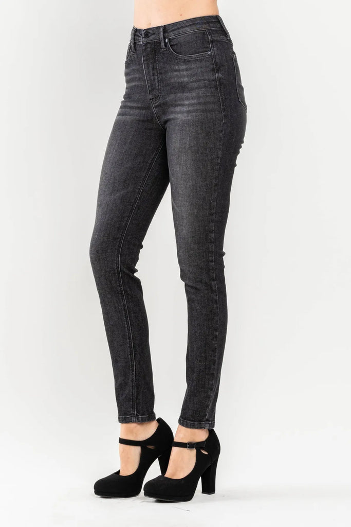 Judy Blue Tummy Control Black Wash Skinny