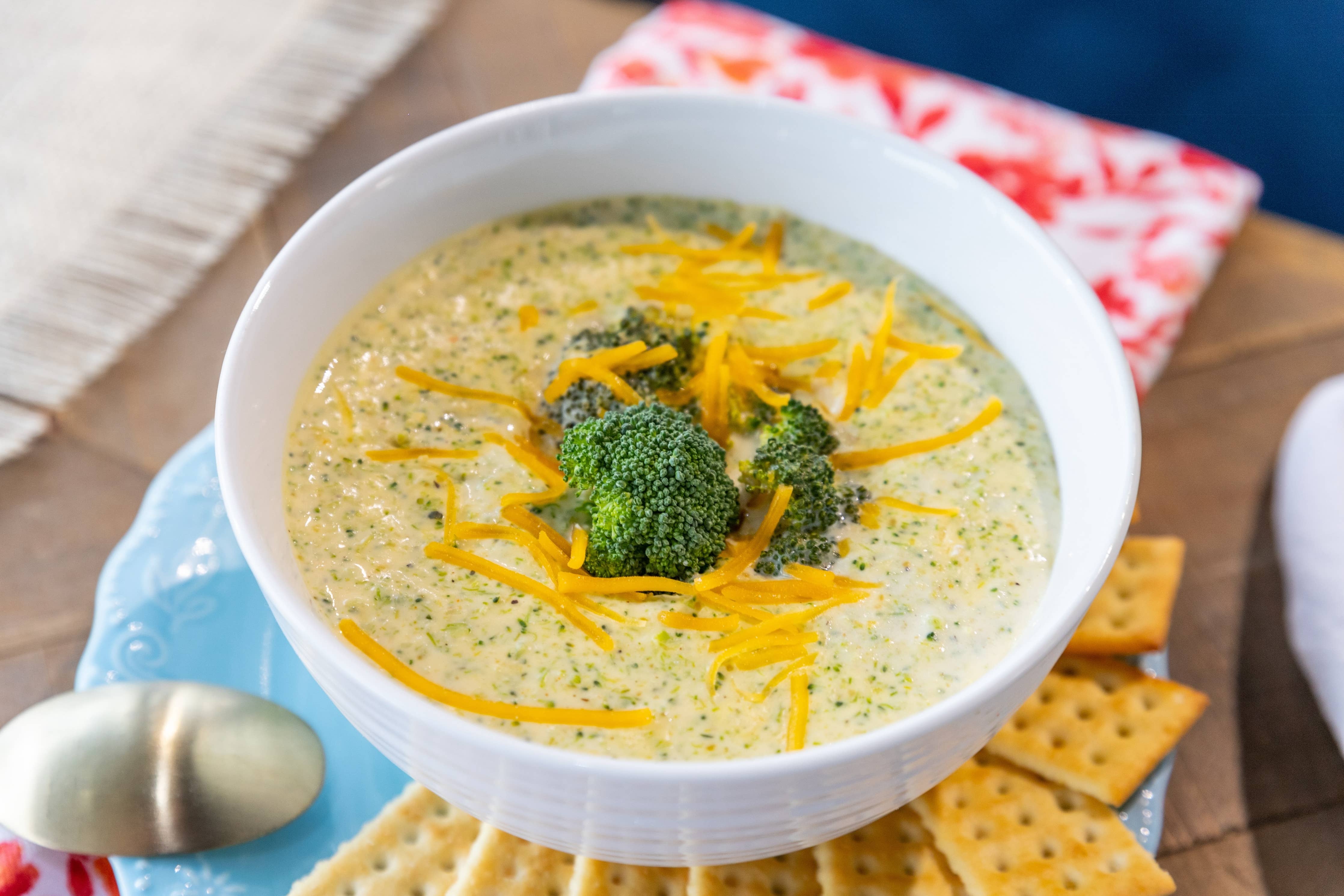 Broccoli Cheddar Soup { product_type }}